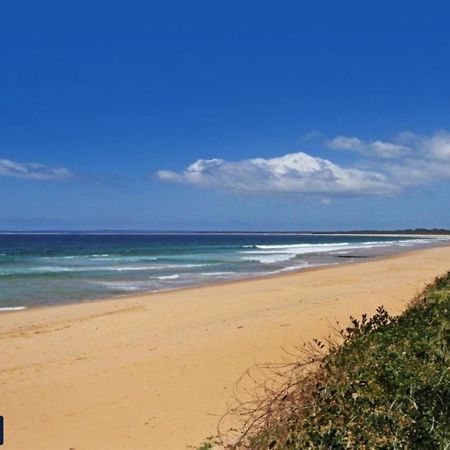 Beachway Villa Culburra Beach Exterior photo